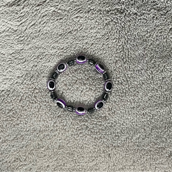 Purple Evil Eye Bracelet - Picture 1 of 2